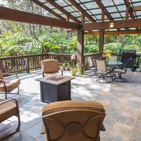 Hale Mauna Loa Upper Level With Shared Hot Tub Volcano Exterior photo